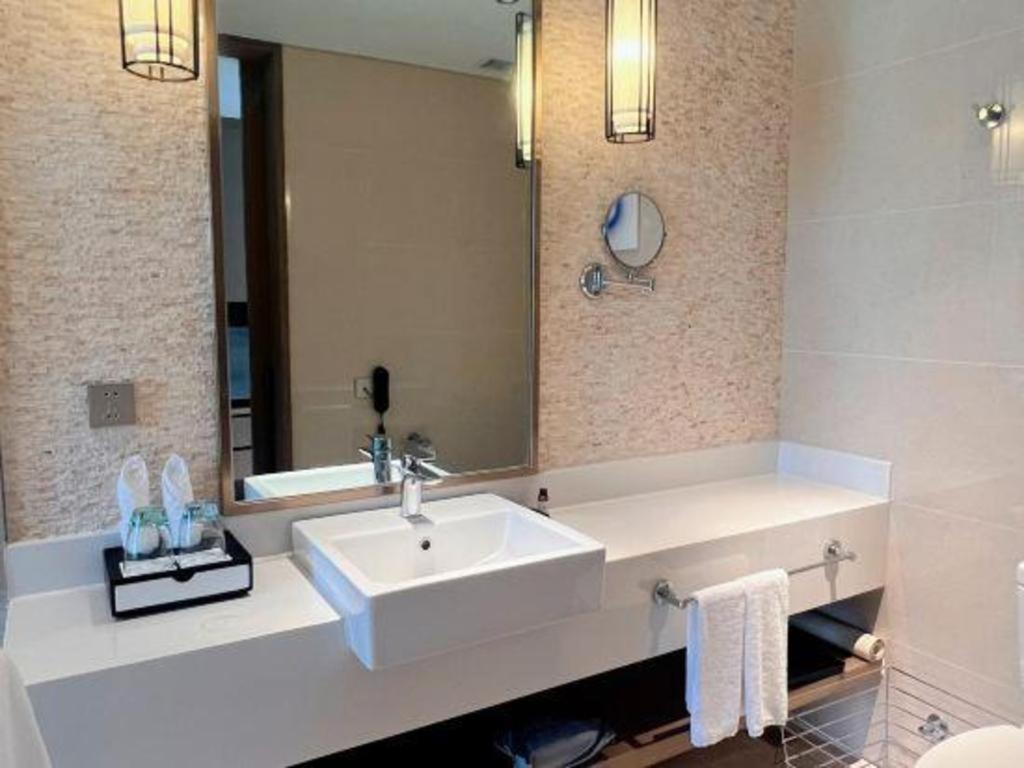 Narada Resort Hotel Sanya Pleasant Bay Kültér fotó